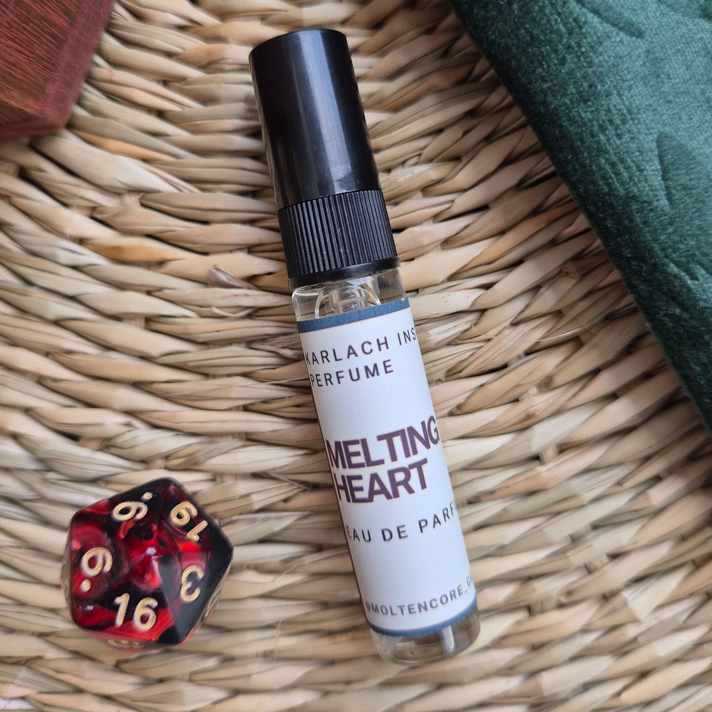 Baldur's Gate 3 - inspired MINI-perfumes - THE REARGUARD 5 ML