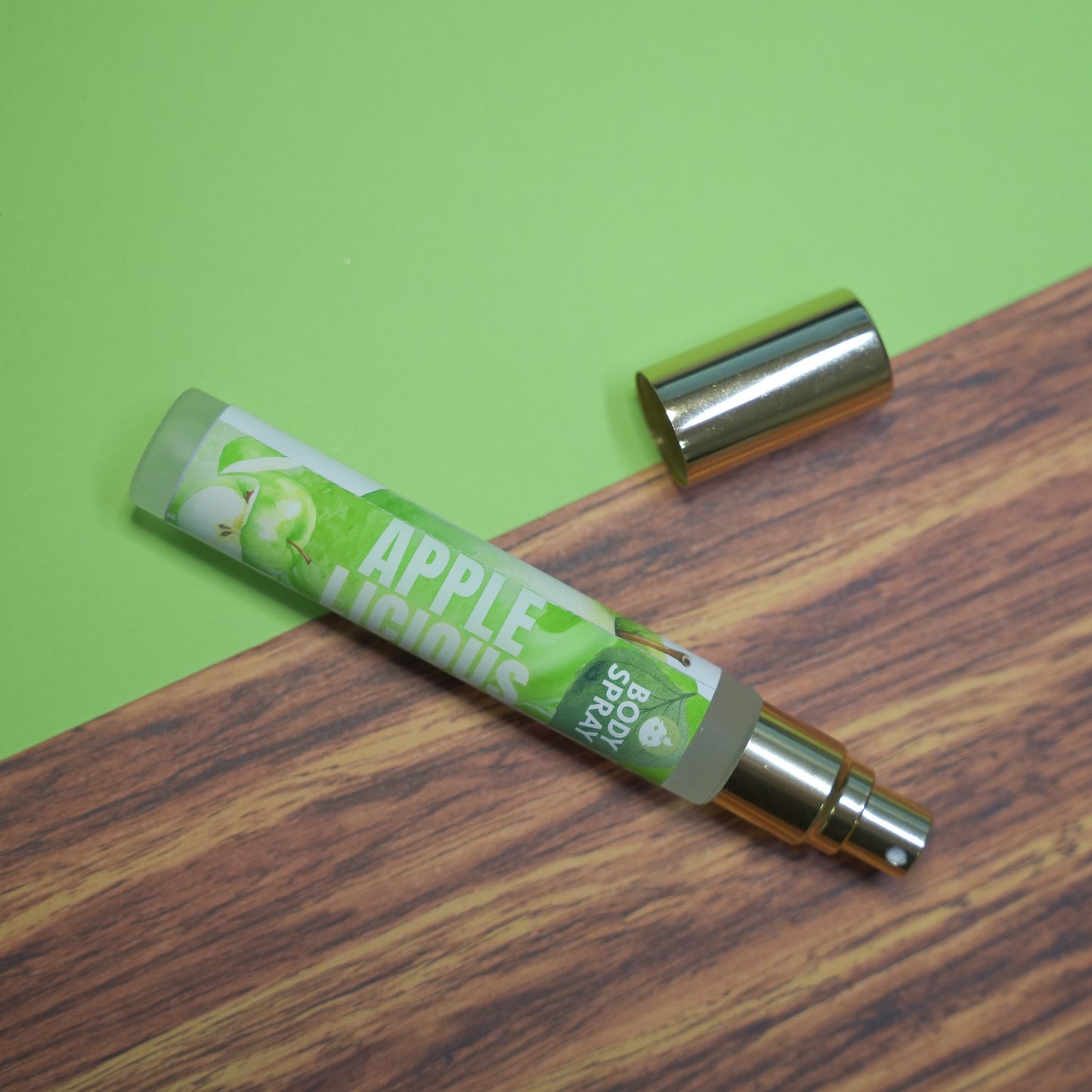 Appleicious - Bodyspray by moltencore candles