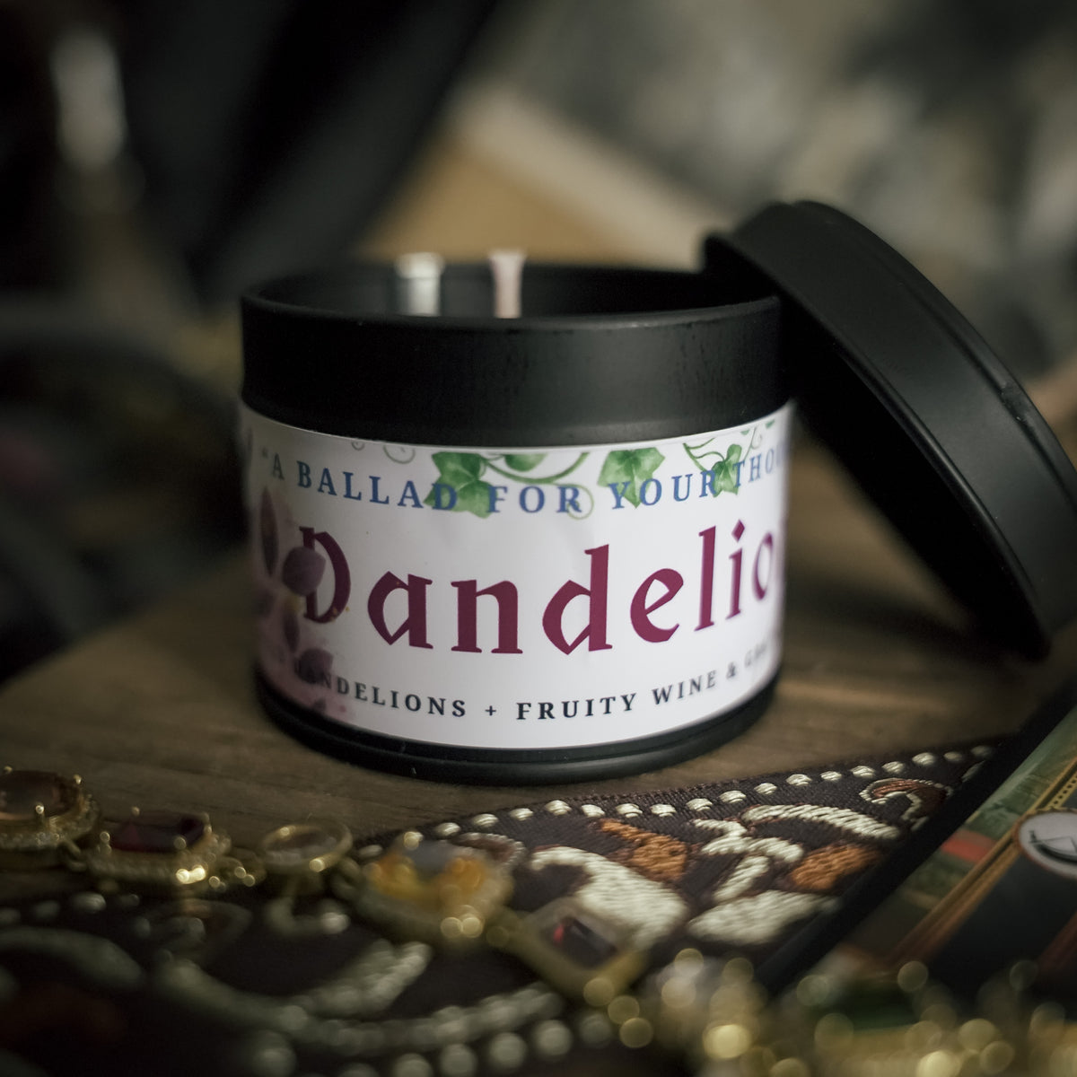 Dandelion/ Jaskier inspired candle - The Witcher inspired soy candle 100 ML